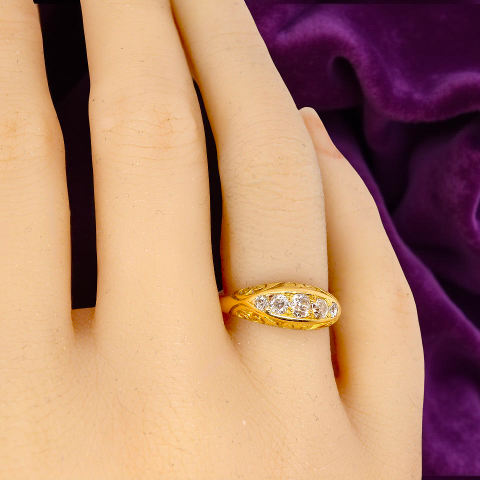 A_Victorian_diamond_five_stone_ring