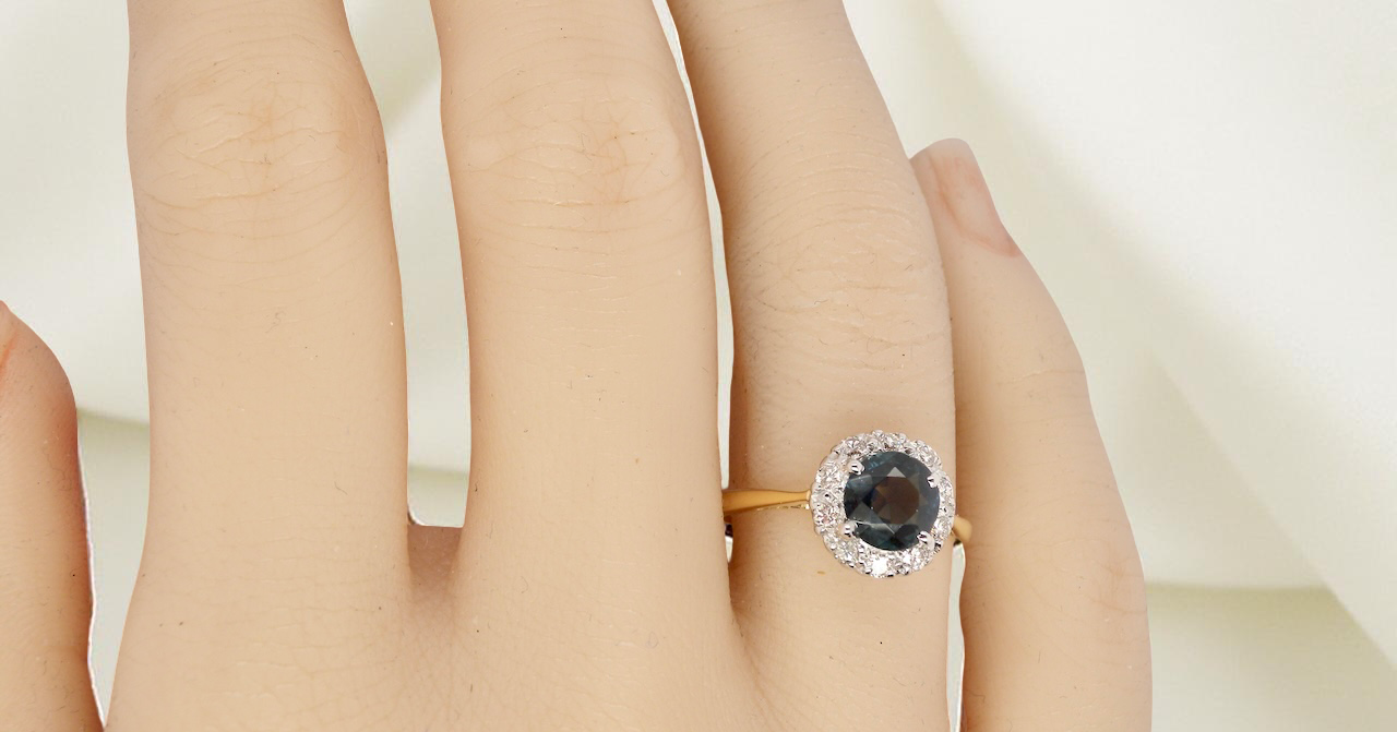 A Vintage 1960s Sapphire & Diamond Cluster Ring