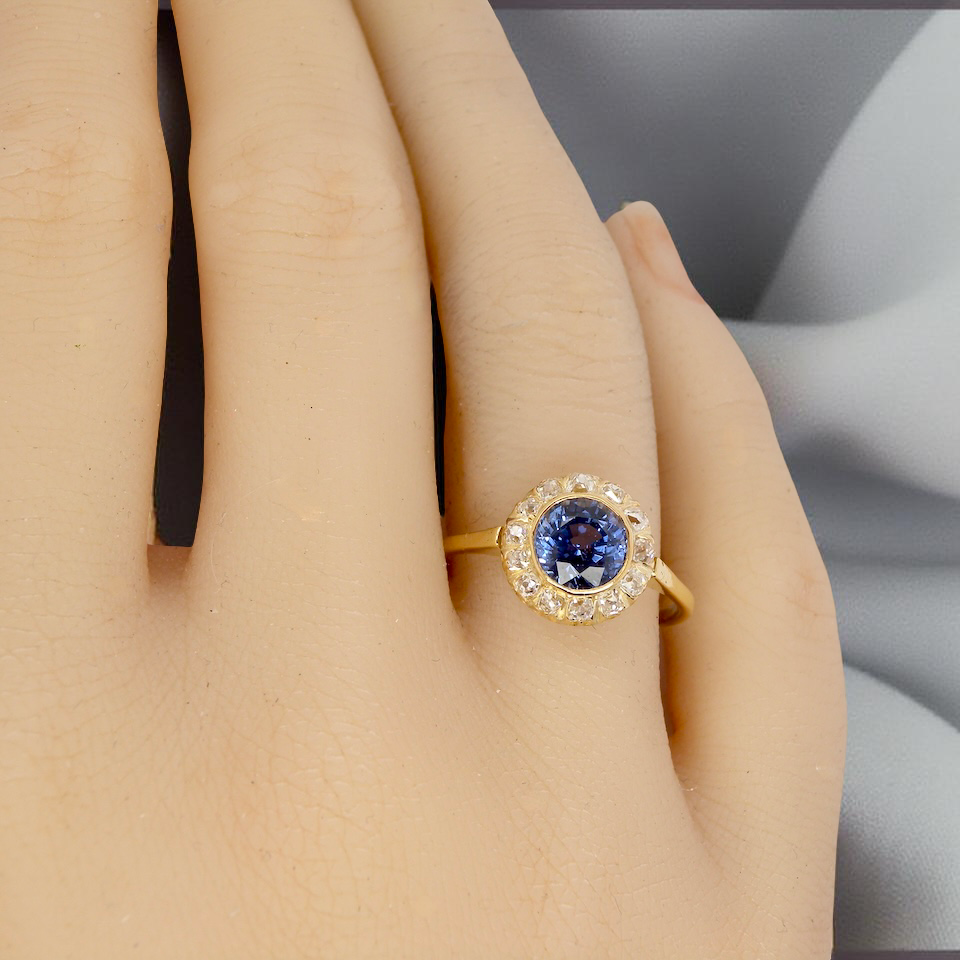 A fabulous vintage Sapphire and Diamond ring