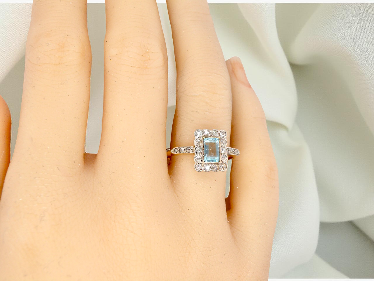 An Antique Aquamarine Ring