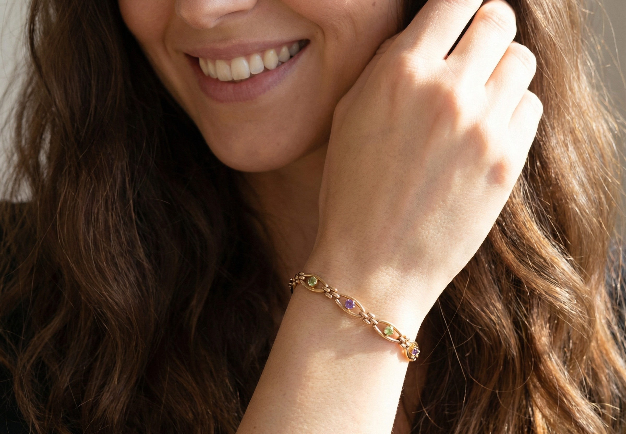 model exquisite early 20th century bracelet set with 4.5mm peridot and amethyst stones,