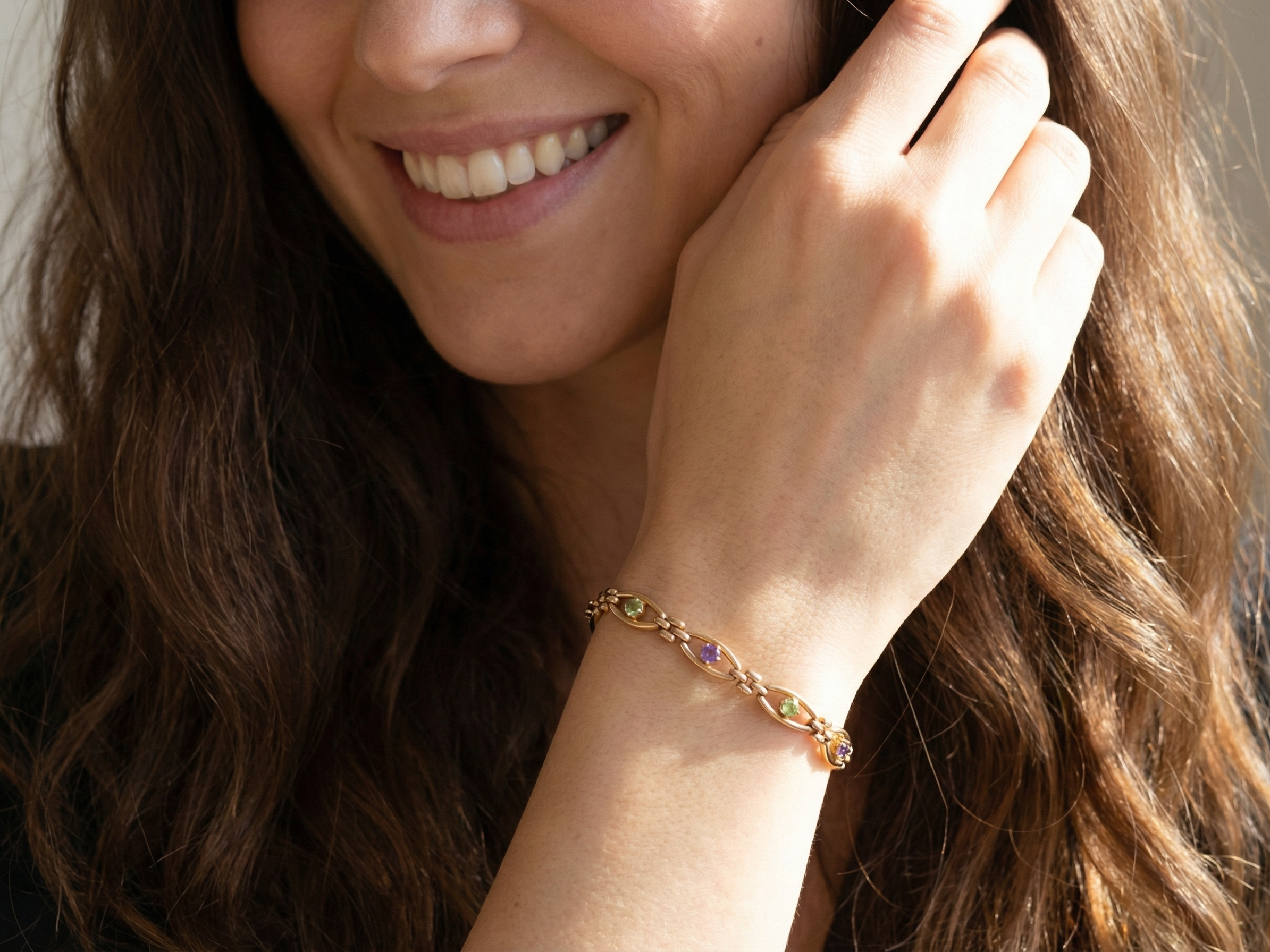 model exquisite early 20th century bracelet set with 4.5mm peridot and amethyst stones,