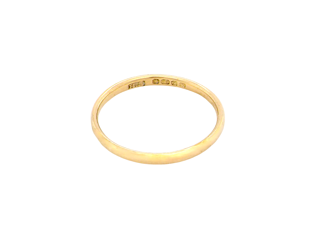 narrow 18 carat gold wedding ring. Traditional D shape profile.
Hallmarks for Birmingham