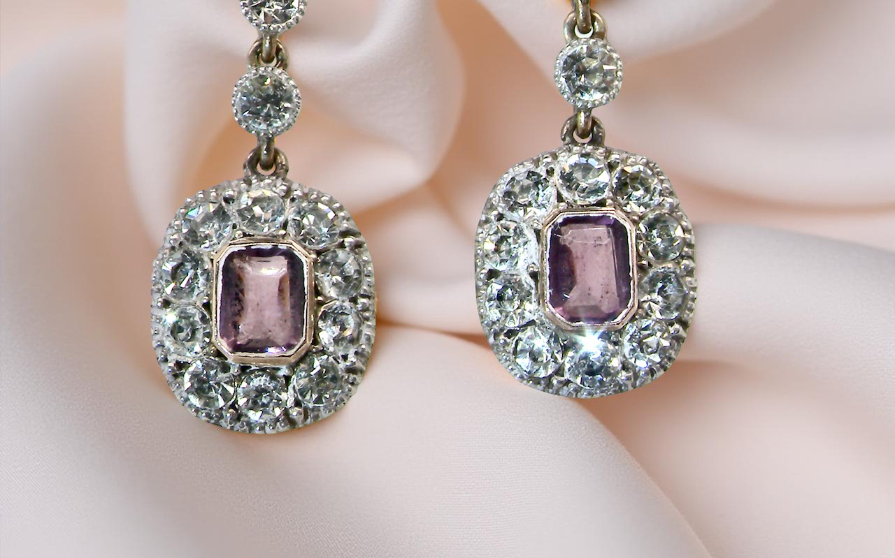 pair of drop earrings from. the era of the Edwardian era.