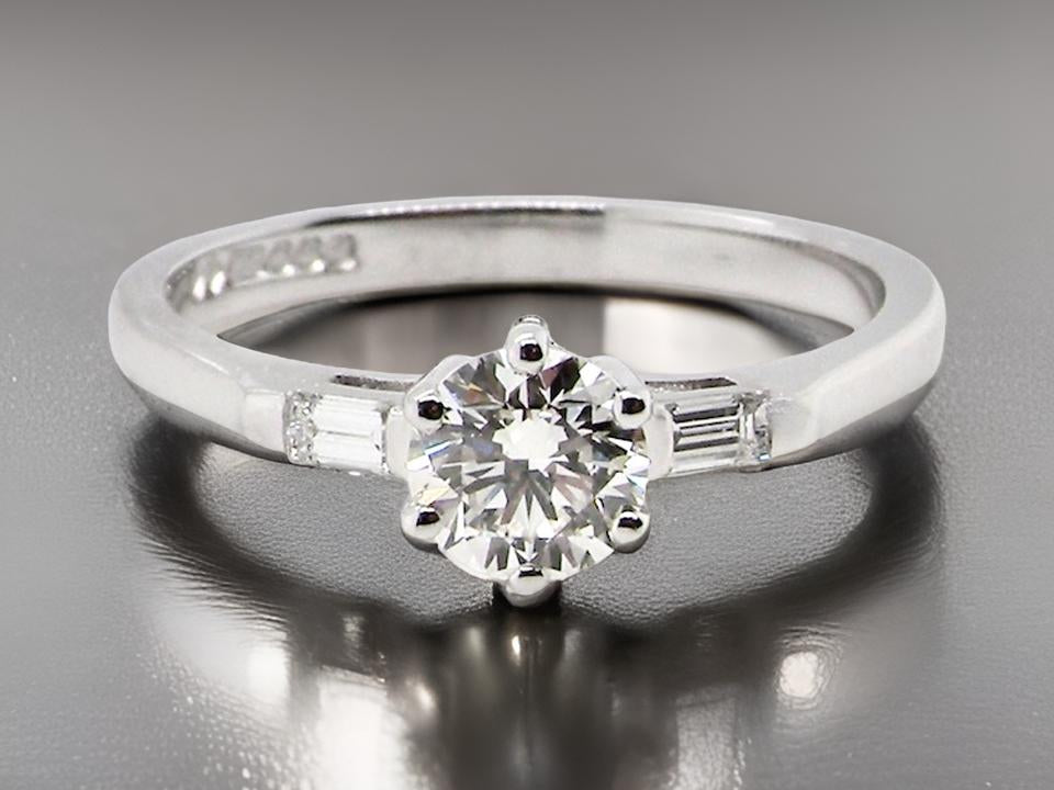 A fine Diamond Ring