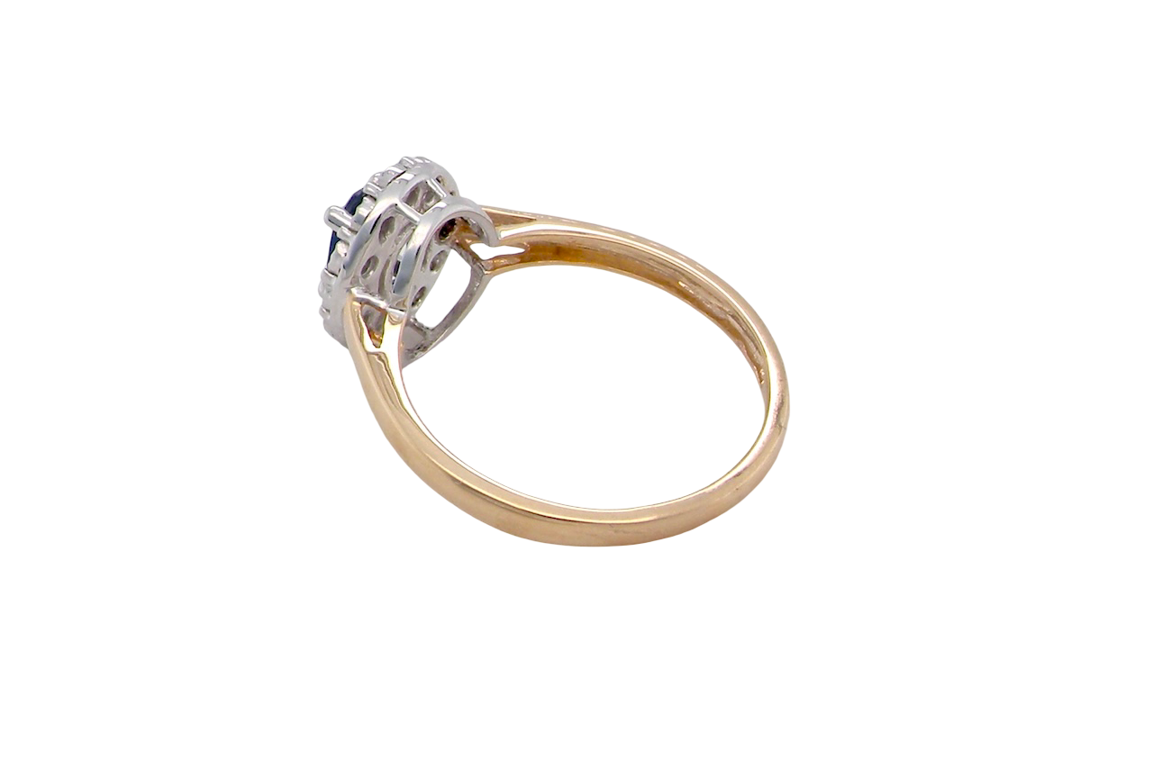 A New Sapphire & Diamond Cluster Ring