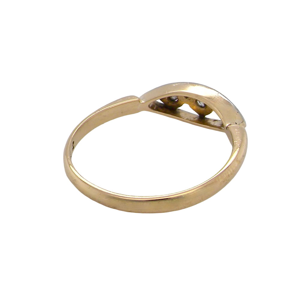 A Vintage Early 20th Century Three-Stone Diamond Ring