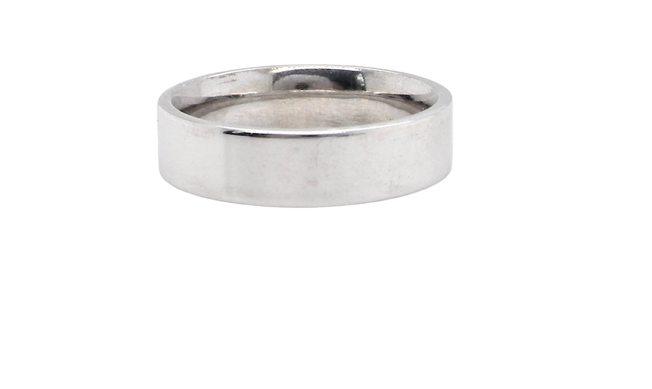 rear A classic 9 carat white gold ring with a timeless wedding-band style, equally suited to wear as a simple diamond dress ring.