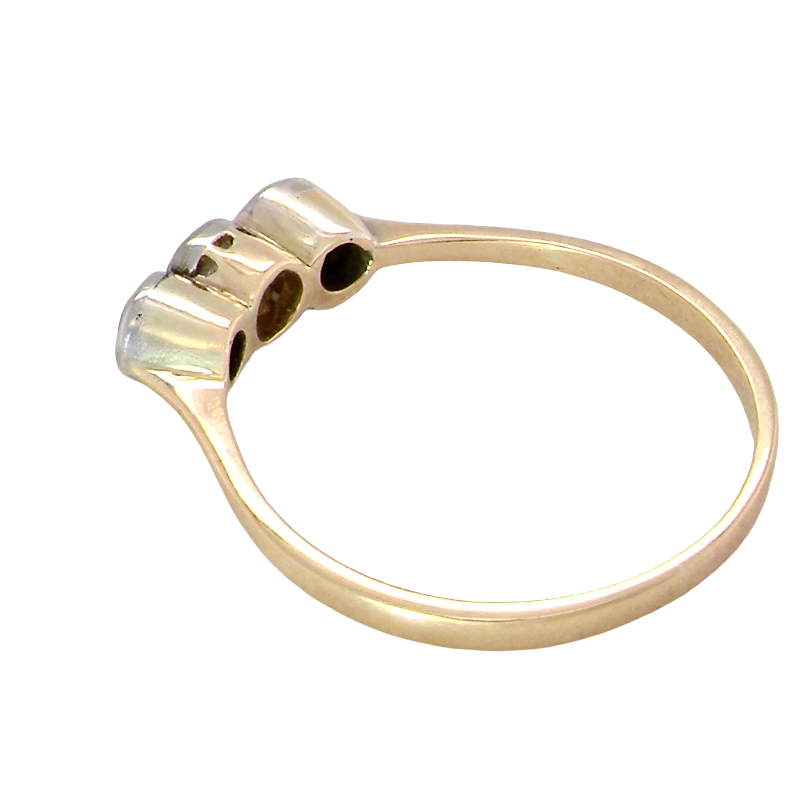 rear A mid to early 20th century trilogy ring set with three old brilliant cut white diamonds.
Each measures 4.4mm (est 0.33 carats each)
