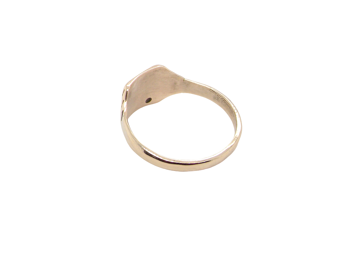 rear A unisex signet ring. Square head measures 8.5x8.5mm, sunray pattern and set with a 1mm diamond.
