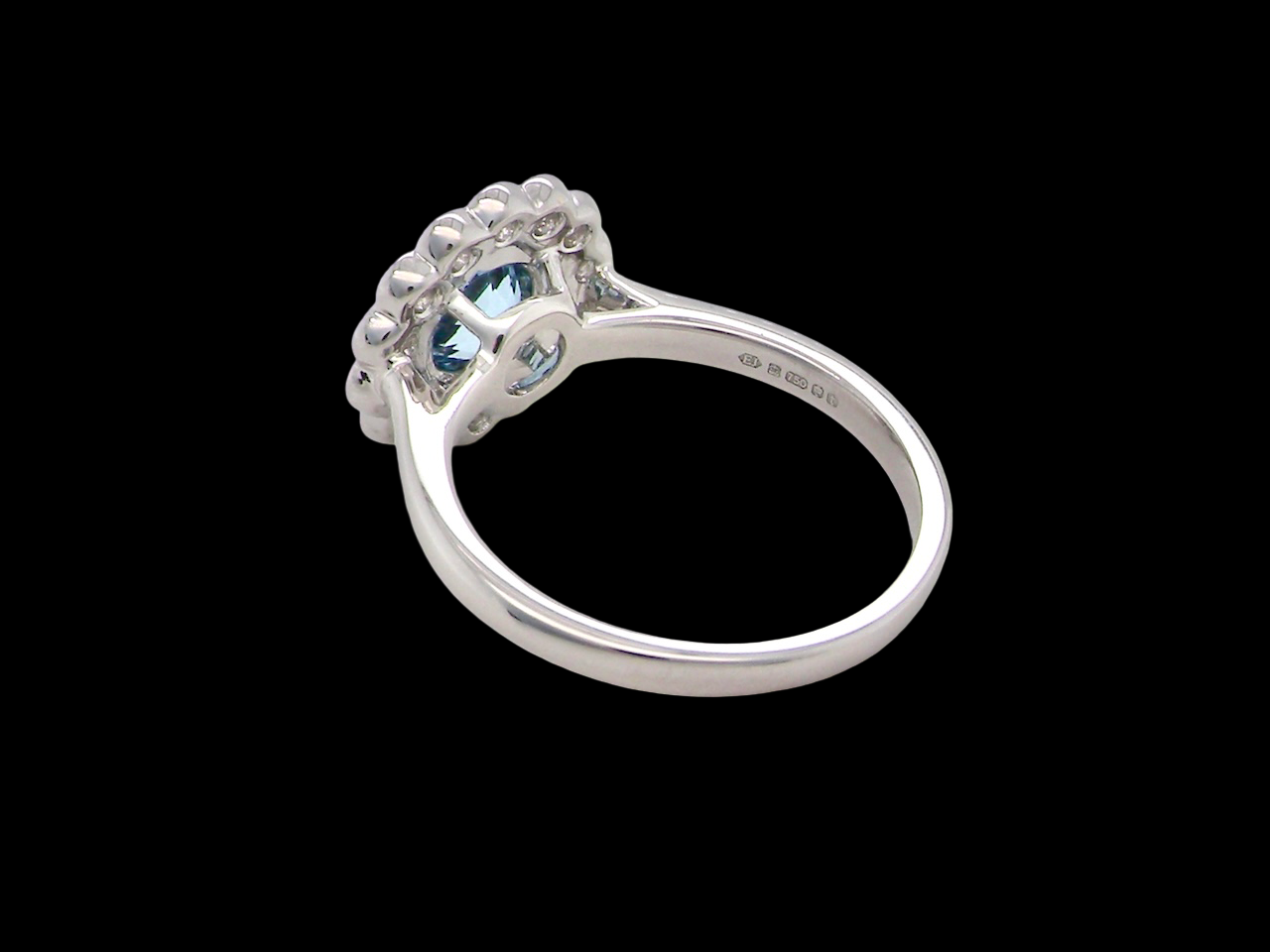 An White gold Aquamarine Engagement Ring back view