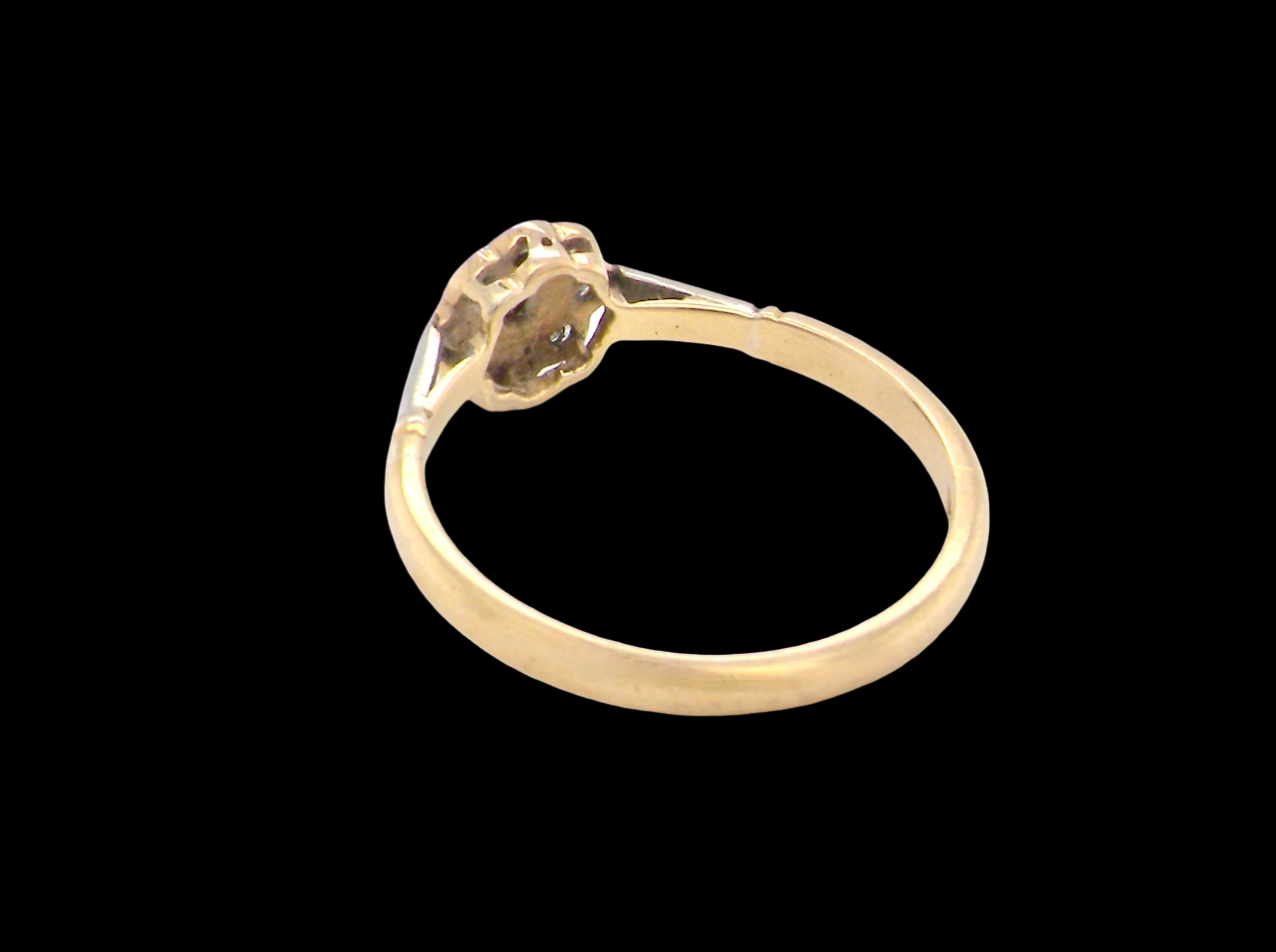 An Early 20th Century Diamond Daisy Cluster Ring – Platinum & 18ct Gold