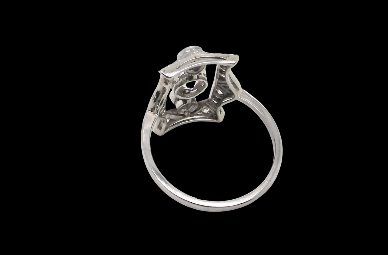 Art Deco Diamond ring 1920s rear