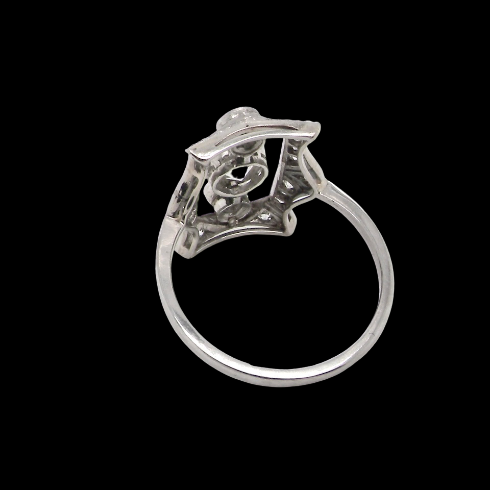 Art Deco Diamond ring 1920s rear