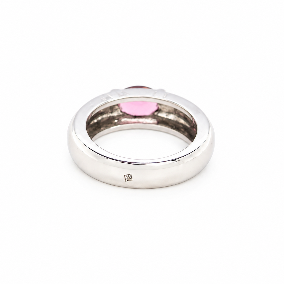 rear From the House of Chaumet, Paris, a beautiful solitaire ring.