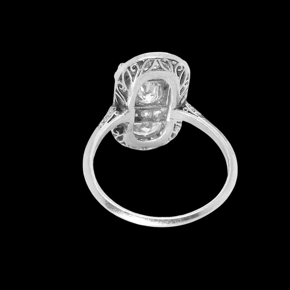 rear beautifully crafted Art Deco plaque-style diamond ring, s