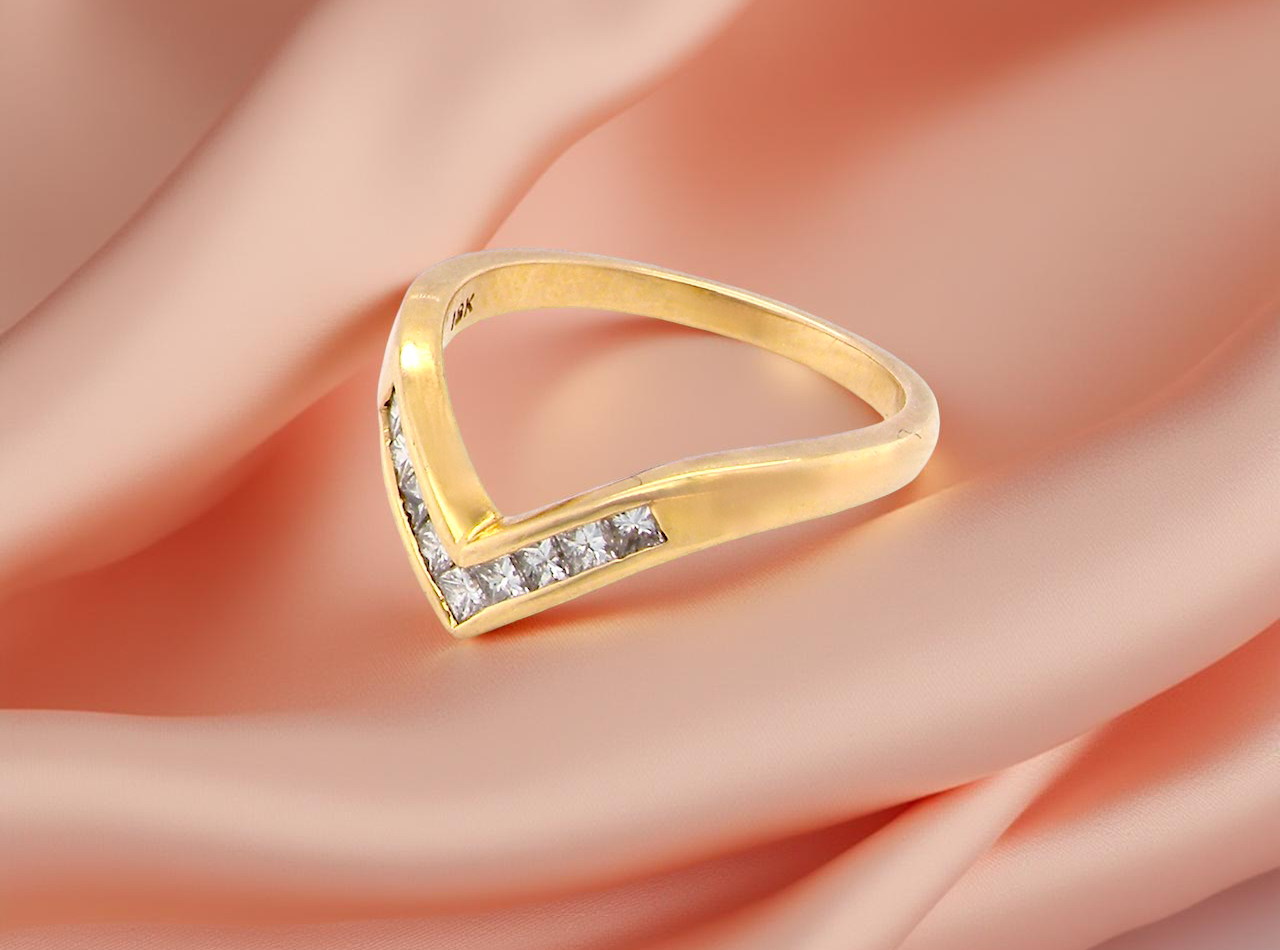 side A Diamond wishbone ring