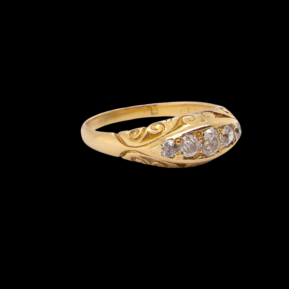 A_Victorian_diamond_five_stone_ring