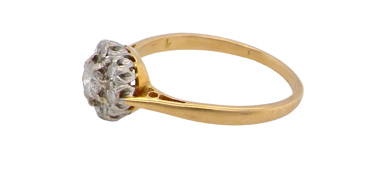 A Vintage Diamond Cluster Ring (c.1930–1940)