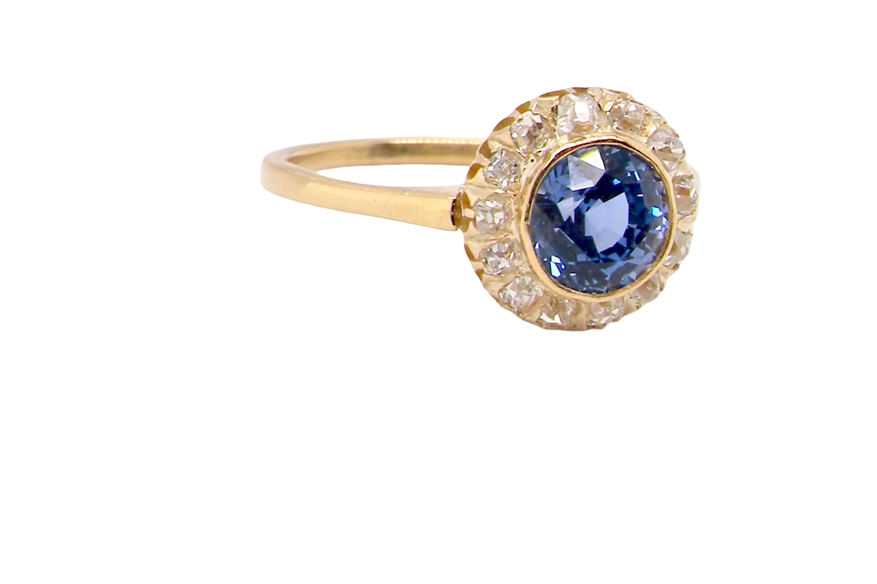 A fabulous vintage Sapphire and Diamond ring