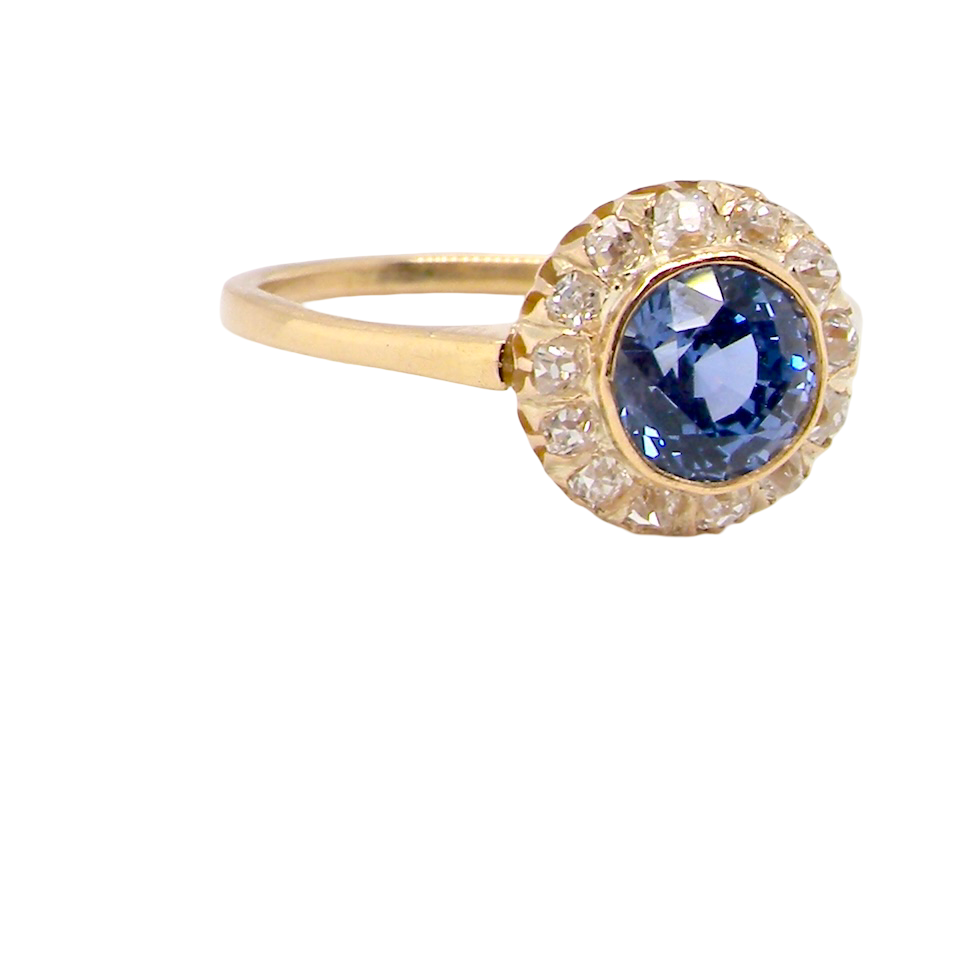 A fabulous vintage Sapphire and Diamond ring