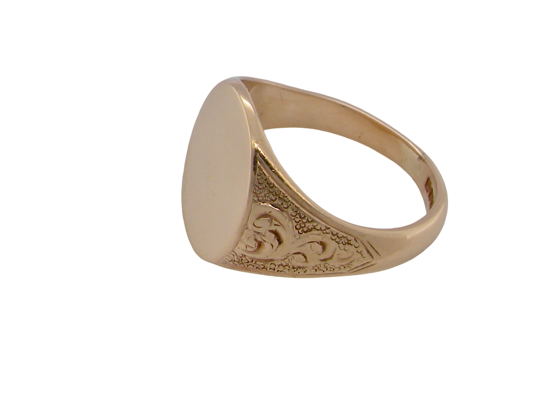 side A gentlemans 9 carat gold oval shaped signet ring. The reverse is engraved with the word Mizpah*