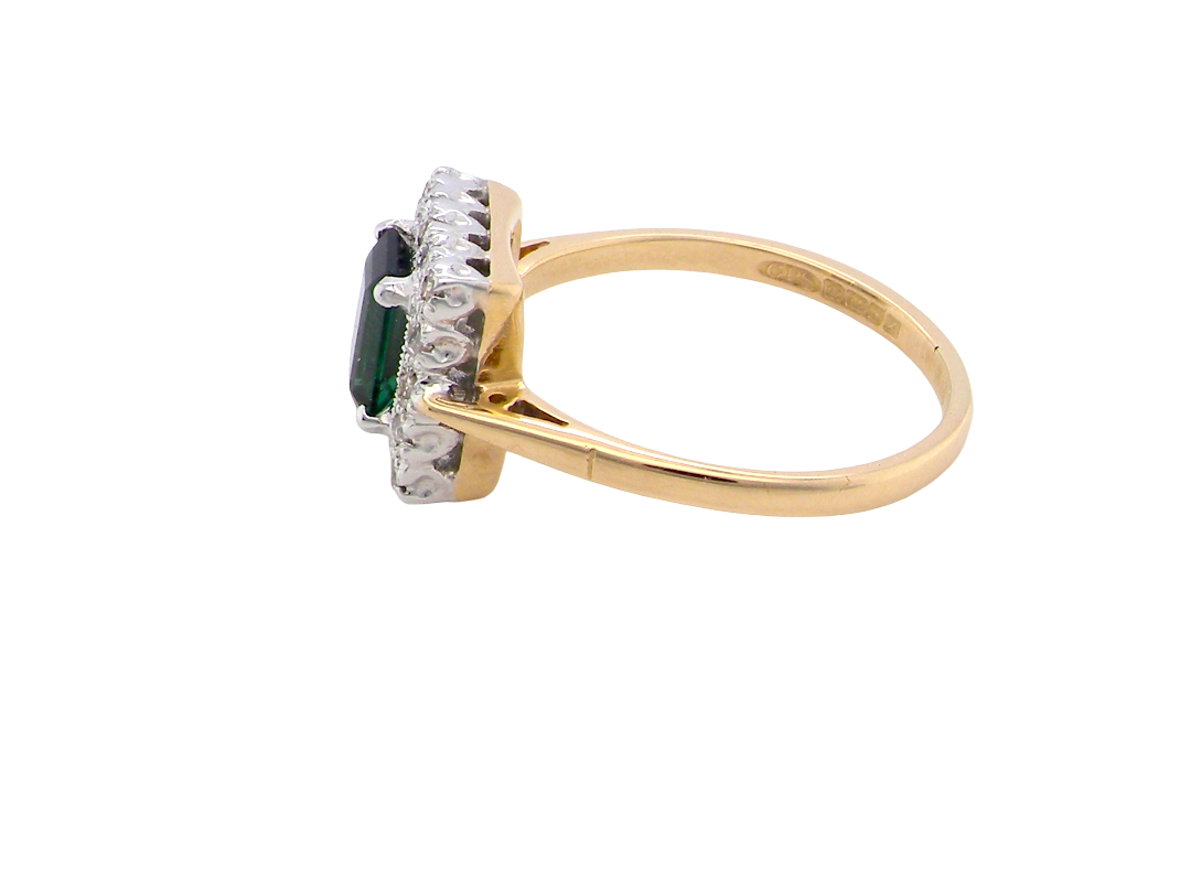 side A near new cluster ring that shows no sign of wear, seems unworn.
Features a deep mint green tourmaline gemstone,