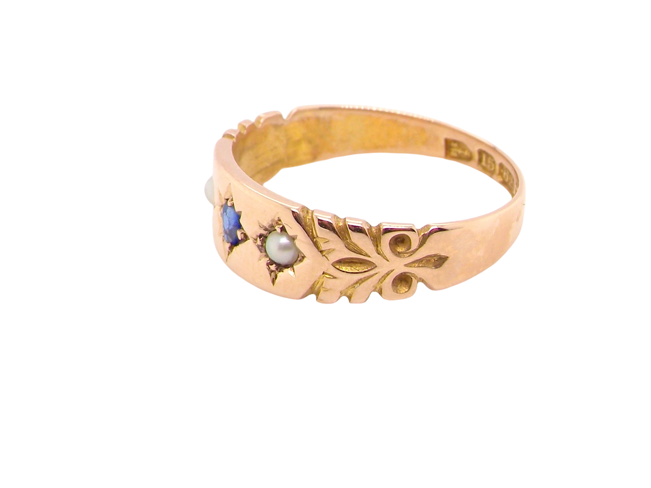 side A pretty 15 carat gold Victorian dress ring. Hallmarks for Chester 1892.