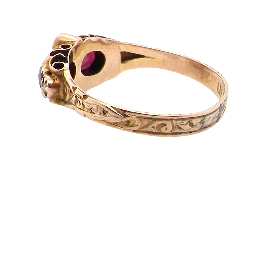 side Victorian dress ring, beautifully set with two matching oval-cut garnets