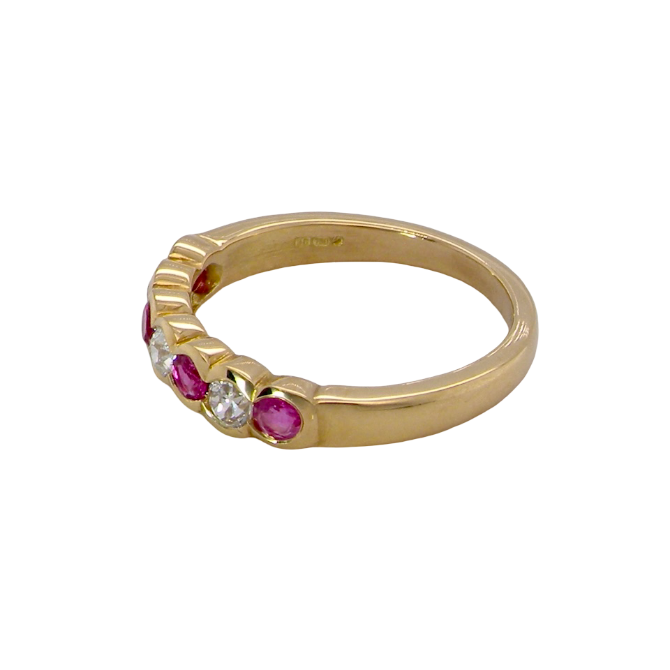half-hoop eternity ring crafted in 18ct yellow gold