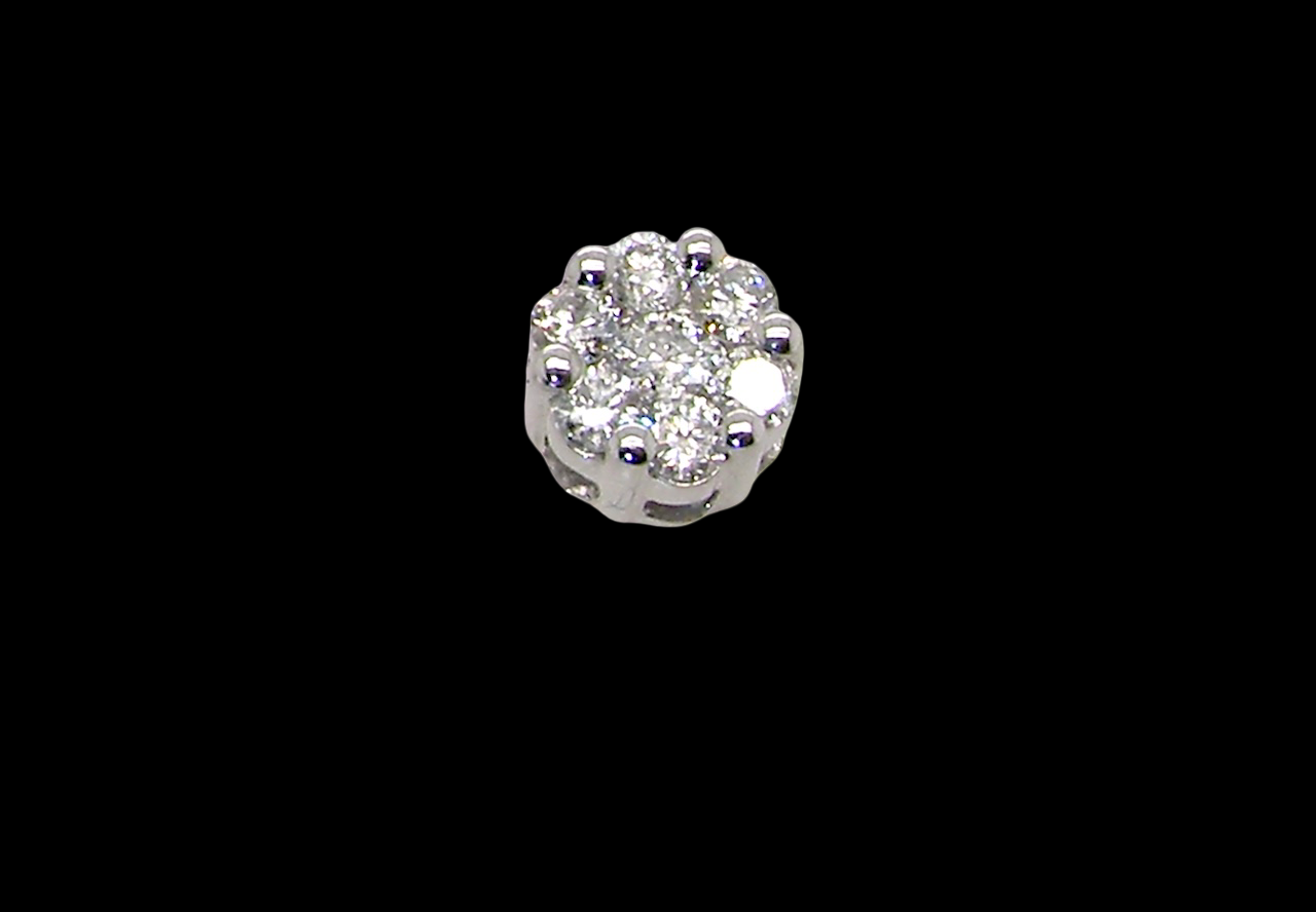 single A pair of 9 carat white gold diamond stud earrings.
Set as a cluster