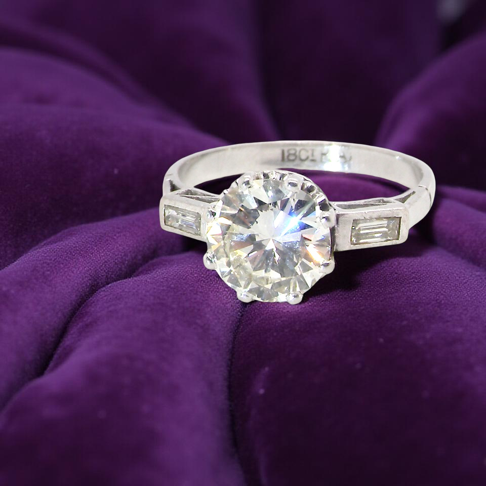 solitaire ring showcasing a beautiful 1.75 carat diamond