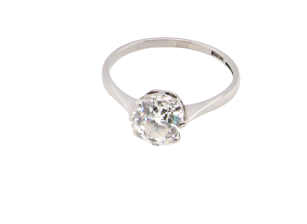 top view A beautiful and timeless vintage solitaire dating from the 1930s, crafted in platinum and set with a stunning old brilliant-cut diamond.