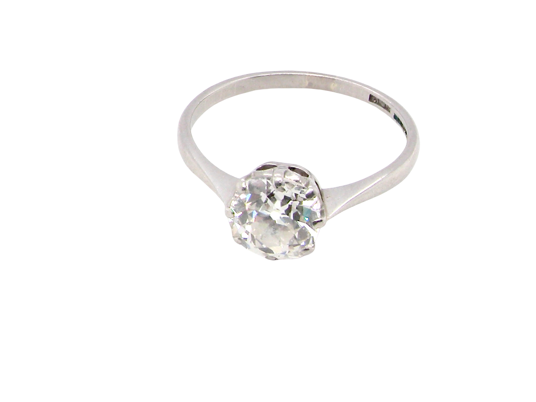 top view A beautiful and timeless vintage solitaire dating from the 1930s, crafted in platinum and set with a stunning old brilliant-cut diamond.