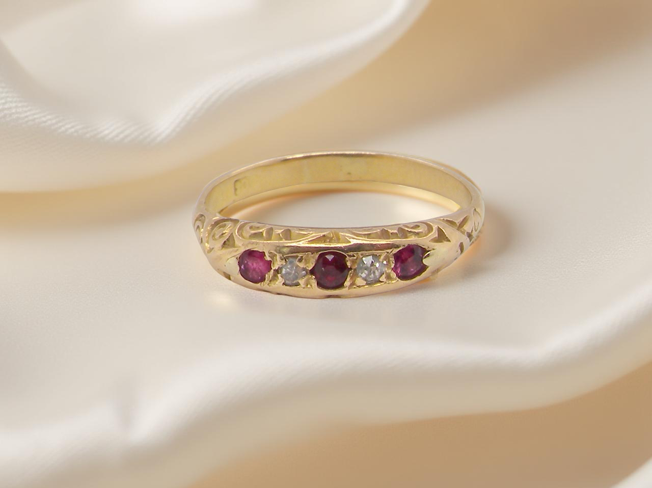 Antique 18ct Gold Ruby & Diamond Boat Ring, Early 20th Century