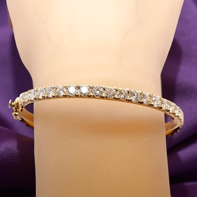 A stunning Diamond Bangle