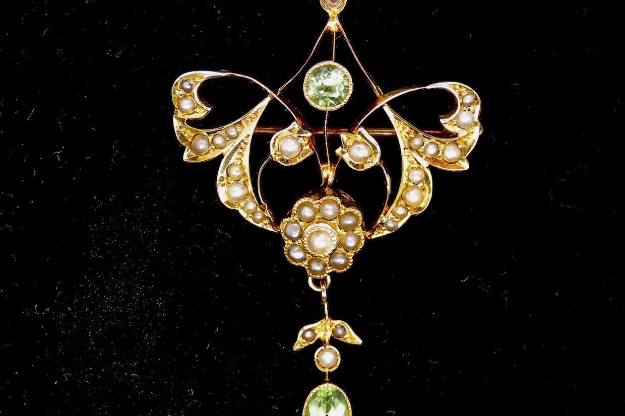 Edwardian peridot pendant
