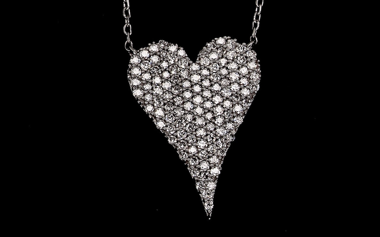new white gold heart shaped pendant