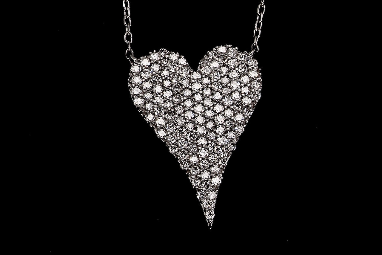 new white gold heart shaped pendant