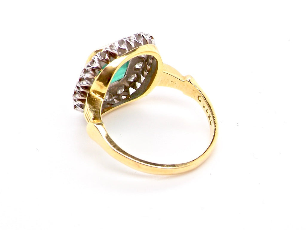 vintage emerald and diamond  ring