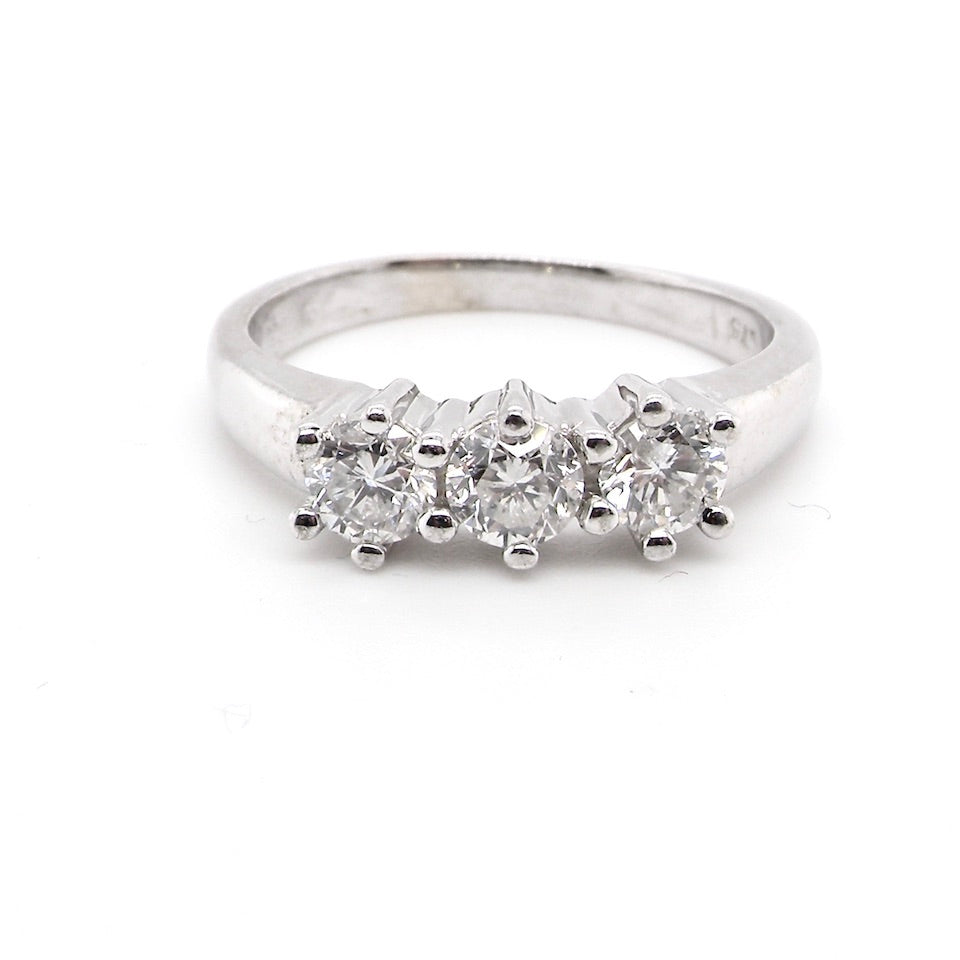 three stone diamond ring