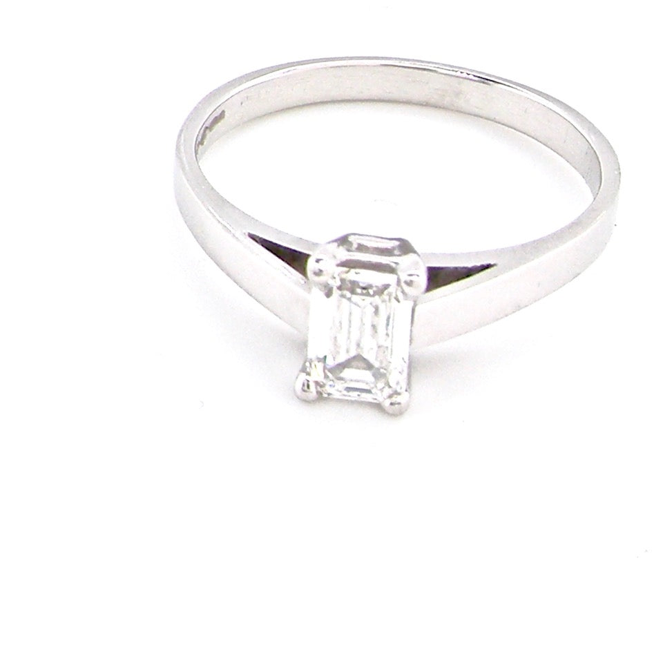 emerald cut solitaire diamond ring