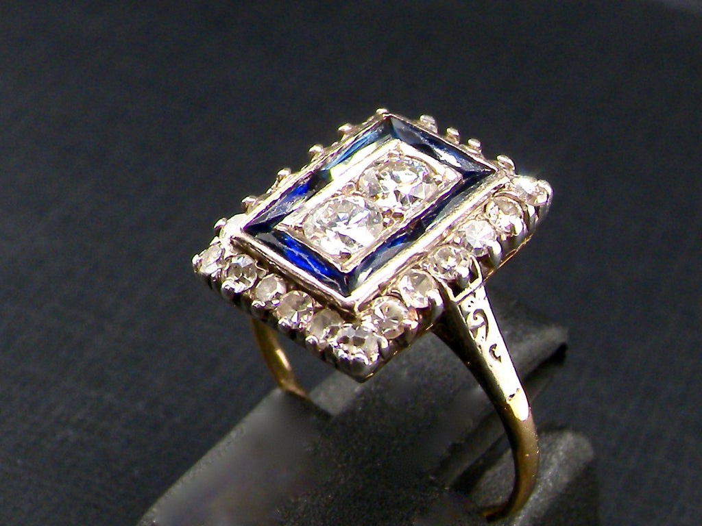 A fine Art Deco sapphire and diamond cluster ring top view