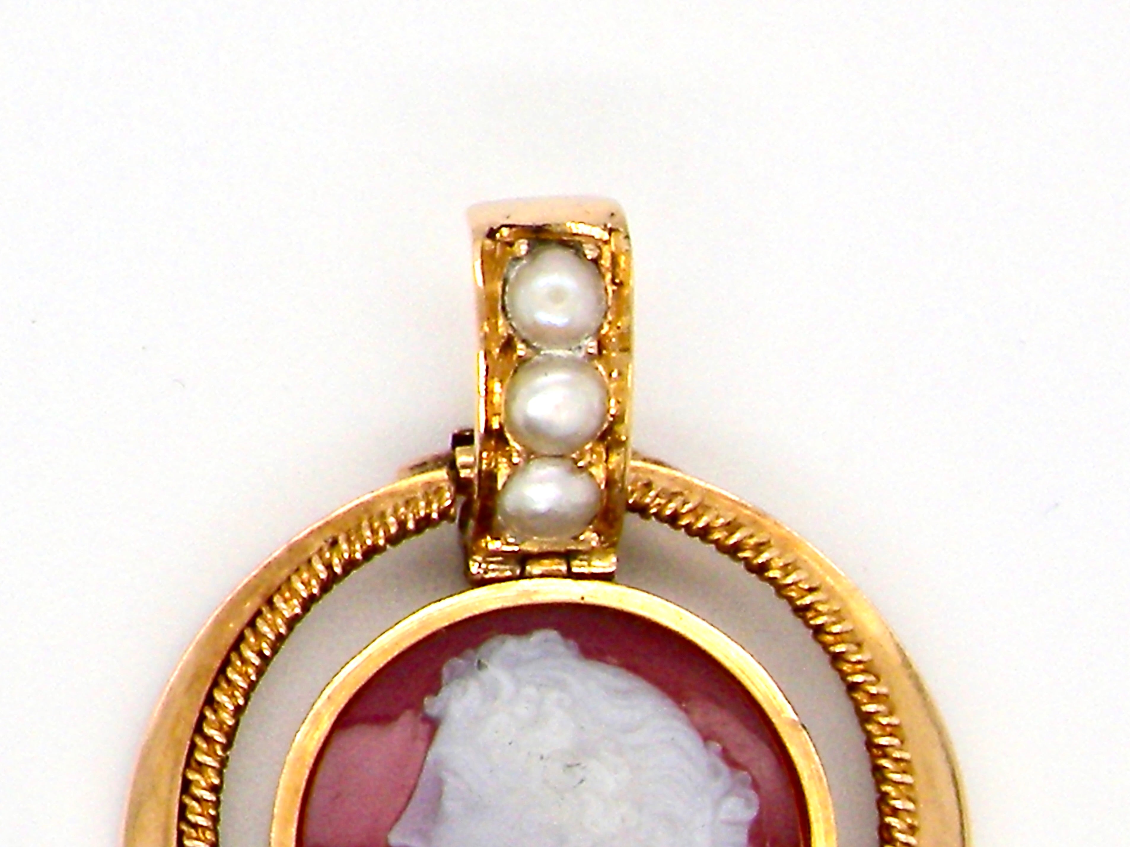 vintage cameo