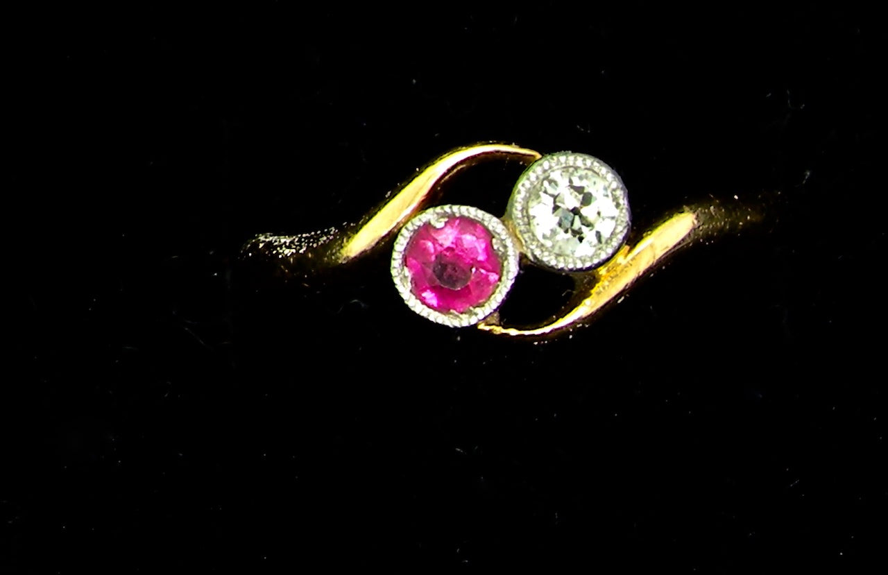 vintage diamond cross over ring