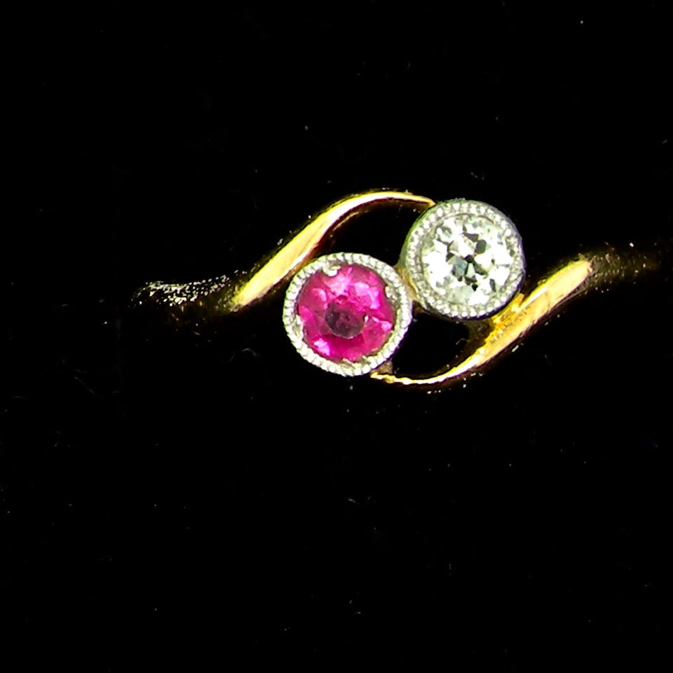 vintage diamond cross over ring