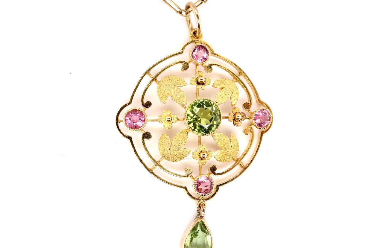 Edwardian peridot pendant