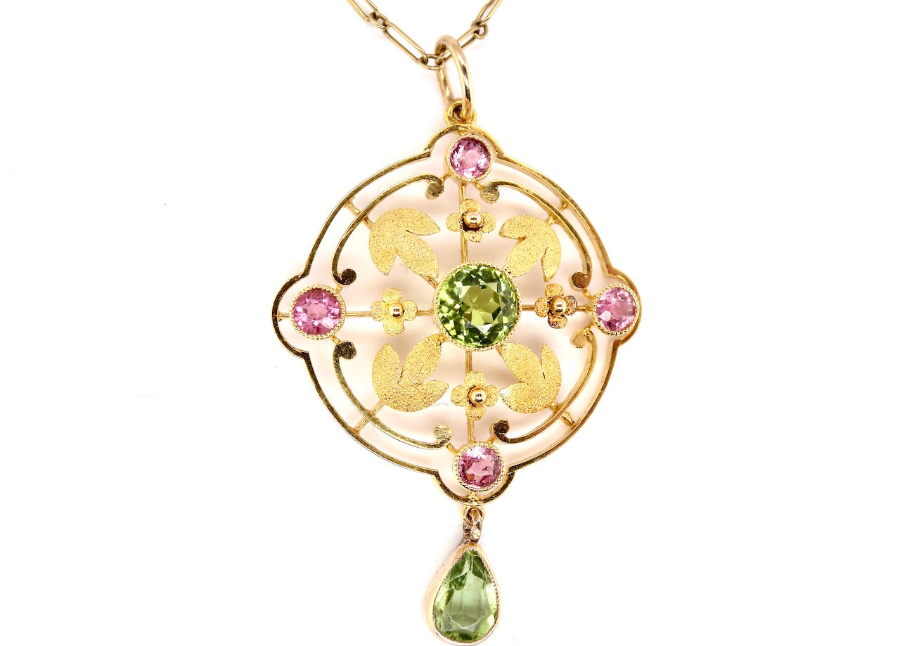 Edwardian peridot pendant