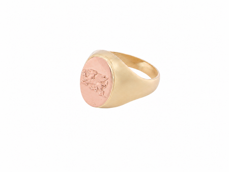 A man's heavyweight signet ring