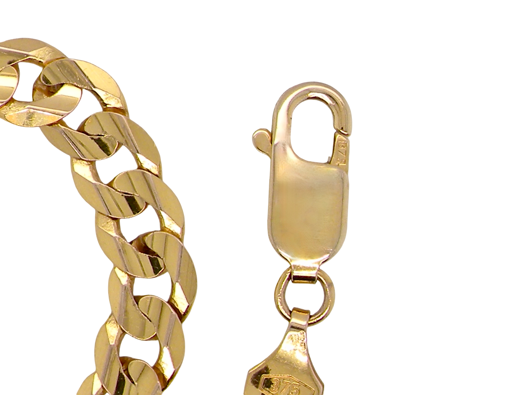 clasp A 9 carat gold chain bracelet. Links are curb style, diamond cut, each link 8x7mm.